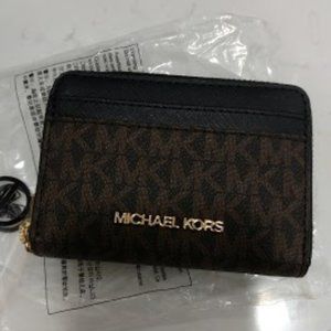 NWT Michael Kors Jet Set Card Case Wallet